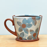 Squattie cup, Large Dazzle Floral in Blues